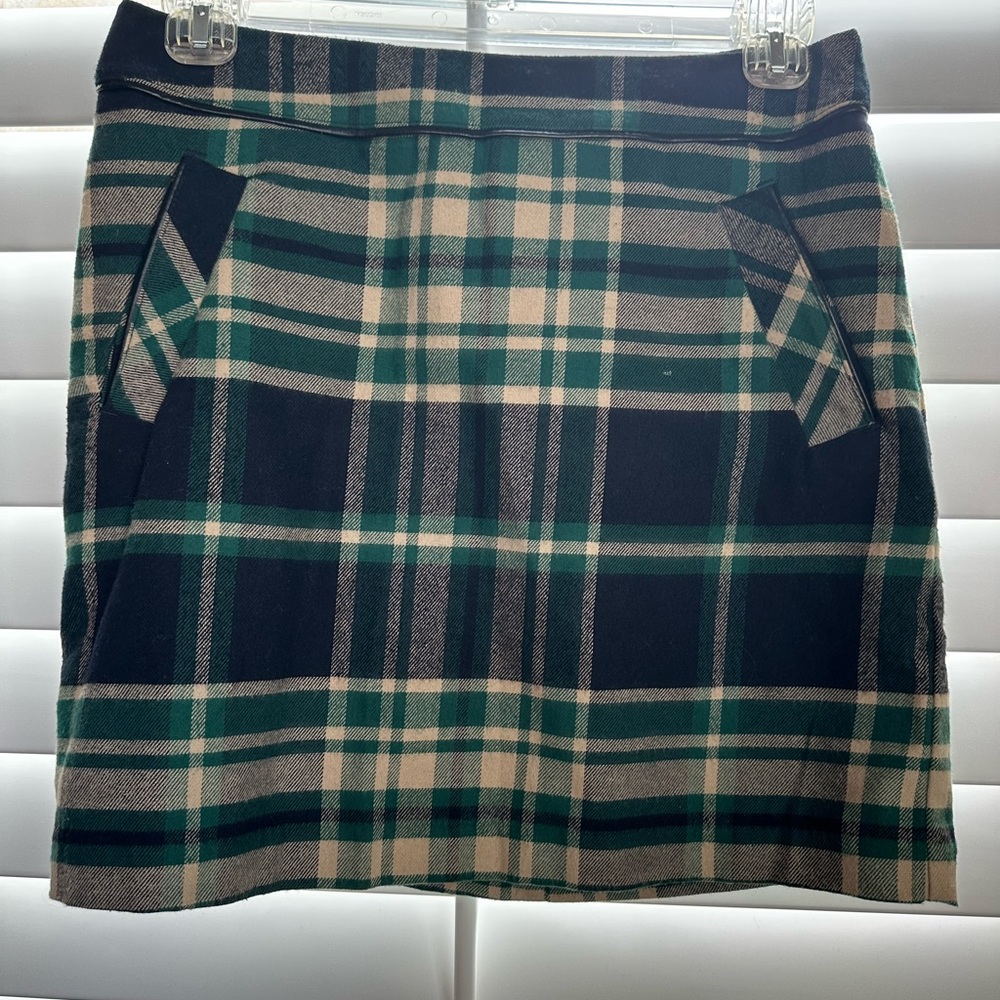 Tommy Hilfiger plaid skirt